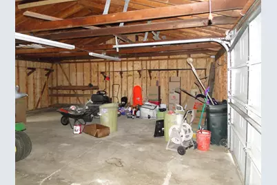 612 W 100 S, Hebron, IN 46341 - Photo 15