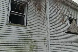 3912 Virginia St, Gary, IN 46409 - Photo 3