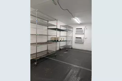 518 Lincolnway, La Porte, IN 46350 - Photo 23