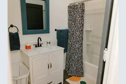 518 Lincolnway, La Porte, IN 46350 - Photo 39