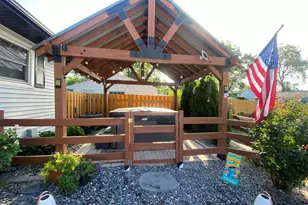 2949 W 76th Ln, Merrillville, IN 46410 - Photo 5