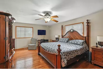 1480 W 82nd Place, Merrillville, IN 46410 - Photo 11