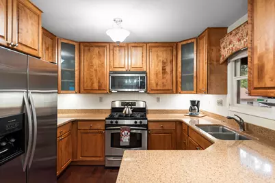 506 Washington Park Boulevard, Michigan City, IN 46360 - Photo 9