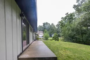 4270 Park Pl, Crown Point, IN 46307 - Photo 9