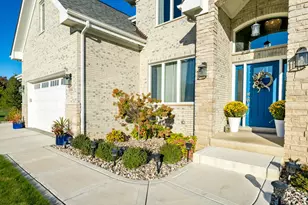 3804 Brigata Dr, Valparaiso, IN 46385 - Photo 9