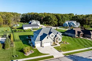 3804 Brigata Dr, Valparaiso, IN 46385 - Photo 5