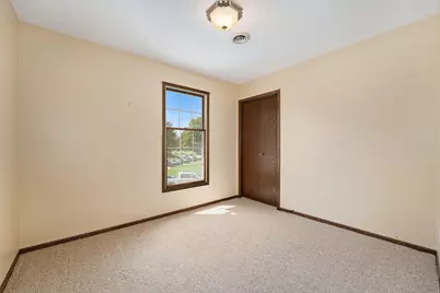 1952 Galena Court, Valparaiso, IN 46385 - Photo 15