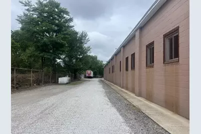 2801 W 9th Avenue, Gary, IN 46404 - Photo 5