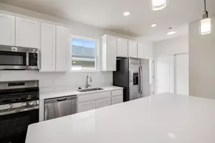 13133 Carolina St, Crown Point, IN 46307 - Photo 9