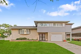 551 N Union Pl, Gary, IN 46403 - Photo 1