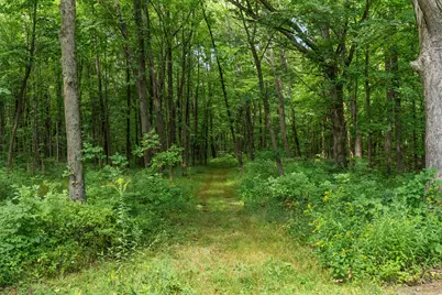 249 W 700 N, Valparaiso, IN 46385 - Photo 3