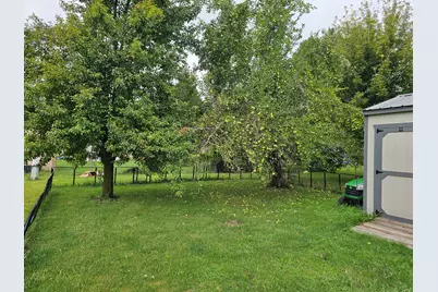 213-215 Burr Court, Lowell, IN 46356 - Photo 7