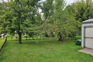 213-215 Burr Ct, Lowell, IN 46356 - Photo 7