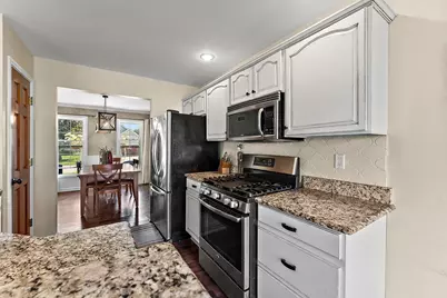 1544 Colonial Drive, Chesterton, IN 46304 - Photo 9