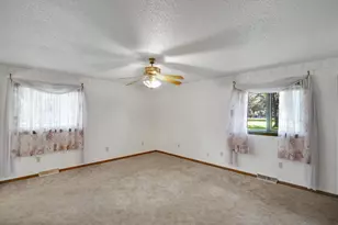 114 E Jersey St, Hanna, IN 46340 - Photo 11