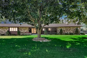 114 E Jersey St, Hanna, IN 46340 - Photo 1