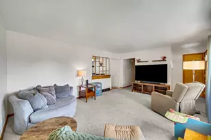 3443 43rd St, Highland, IN 46322 - Photo 3