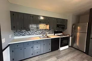 36 N Linda St, Hobart, IN 46342 - Photo 3