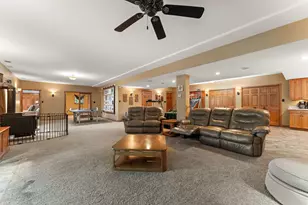 528 W 100 N, Valparaiso, IN 46385 - Photo 33