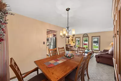 1012 Richmond Court, Dyer, IN 46311 - Photo 5