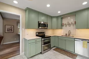 1506 Del Vista Dr, Valparaiso, IN 46385 - Photo 13