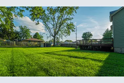 401 E Barker Avenue, Michigan City, IN 46360 - Photo 23