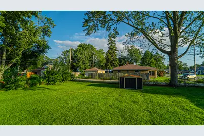 401 E Barker Avenue, Michigan City, IN 46360 - Photo 19