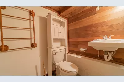 401 E Barker Avenue, Michigan City, IN 46360 - Photo 13