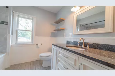 401 E Barker Avenue, Michigan City, IN 46360 - Photo 11