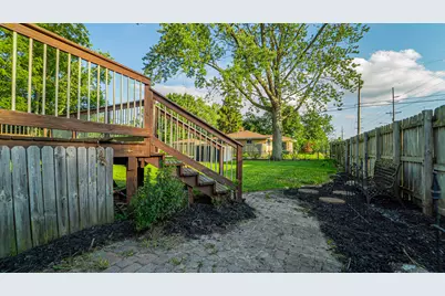 401 E Barker Avenue, Michigan City, IN 46360 - Photo 15