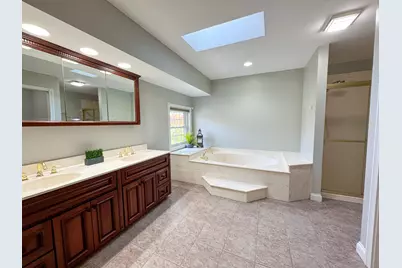 513 Kinsale Court, Valparaiso, IN 46385 - Photo 15