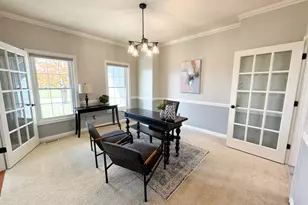 513 Kinsale Ct, Valparaiso, IN 46385 - Photo 5