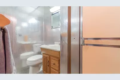 1025 Indiana Avenue, La Porte, IN 46350 - Photo 15