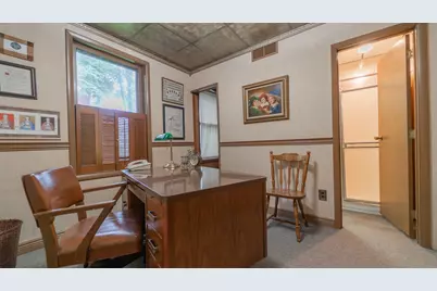 1025 Indiana Avenue, La Porte, IN 46350 - Photo 13