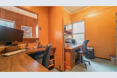 1025 Indiana Avenue, La Porte, IN 46350 - Photo 11