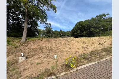 8000 Forest Avenue, Gary, IN 46403 - Photo 7