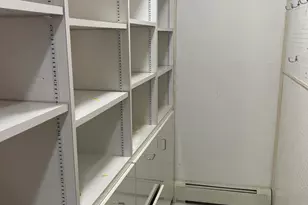 8000 Forest Ave, Gary, IN 46403 - Photo 19