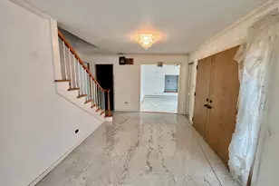 8000 Forest Ave, Gary, IN 46403 - Photo 11