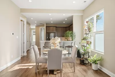 310 N Indiana Avenue, Crown Point, IN 46307 - Photo 9