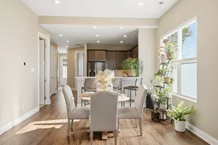 310 N Indiana Ave, Crown Point, IN 46307 - Photo 9