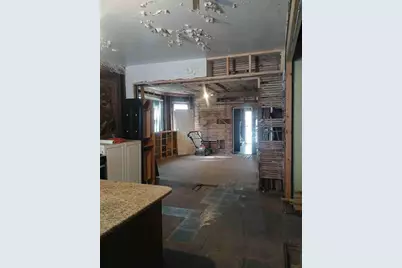 2243 W 10th Place, Gary, IN 46404 - Photo 9