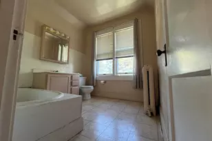 484 Grove Ave, Valparaiso, IN 46385 - Photo 19