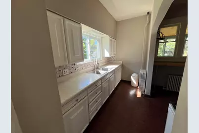 484 Grove Avenue, Valparaiso, IN 46385 - Photo 7