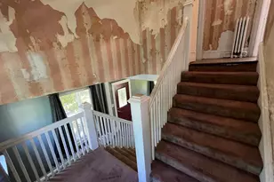 484 Grove Ave, Valparaiso, IN 46385 - Photo 13