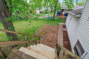 1710 Peachtree Dr, Valparaiso, IN 46383 - Photo 25