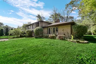 924 Quinn Pl, Dyer, IN 46311 - Photo 3