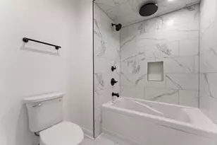 4298 W 77th Pl, Merrillville, IN 46410 - Photo 31