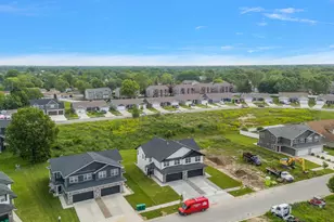 4298 W 77th Pl, Merrillville, IN 46410 - Photo 35