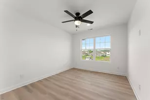 4298 W 77th Pl, Merrillville, IN 46410 - Photo 25