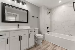 4292 W 77th Pl, Merrillville, IN 46410 - Photo 25